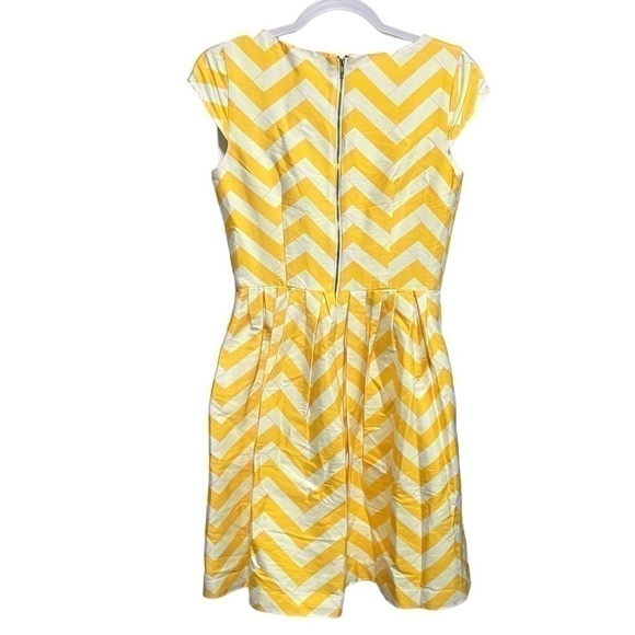 Elizabeth McKay 50’s Dress in Yellow Chevron, New with Tags - Picture 3 of 7